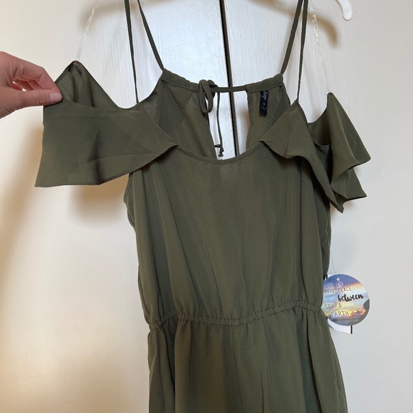 Small BeBop Romper in Olive - Picture 4 of 6